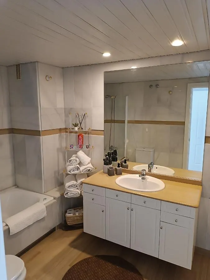 Isla Marina Apartment Benalmadena