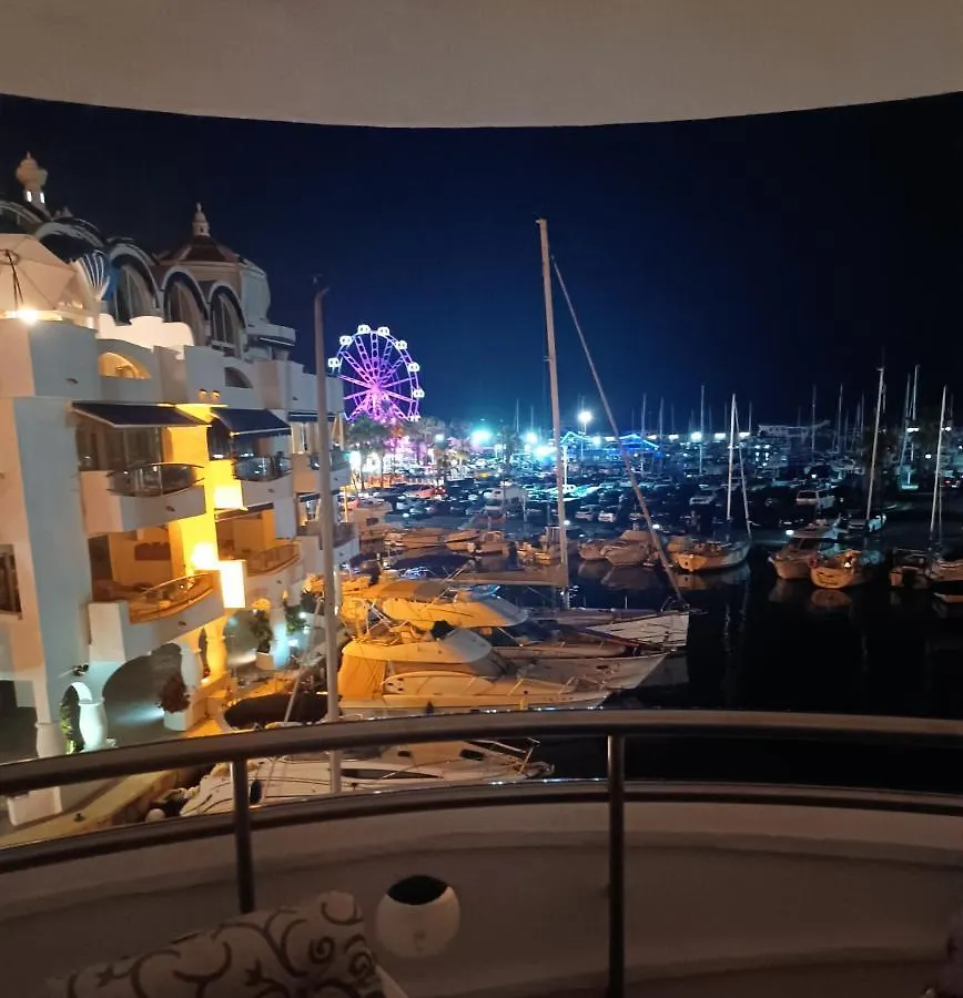 Isla Marina Apartamento Benalmádena